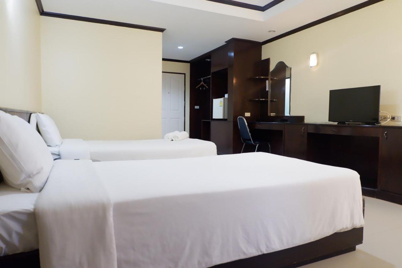 Auychai Grand Hotel Lang Suan Eksteriør billede