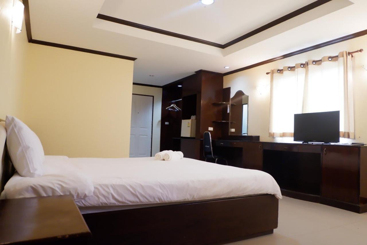 Auychai Grand Hotel Lang Suan Eksteriør billede